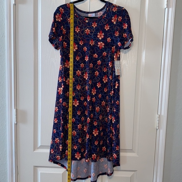 LuLaRoe woman’s Carly dress size XS - Picture 6 of 12